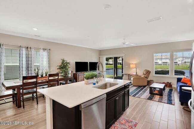 Building Photo - 12655 Josslyn Ln
