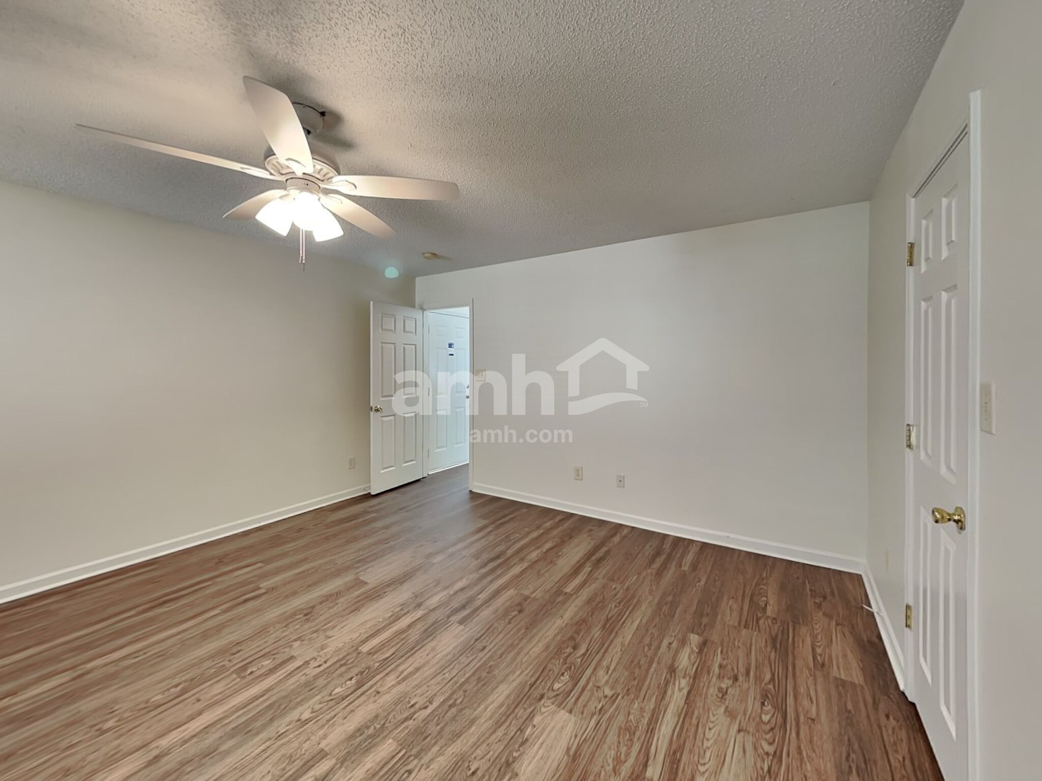 Building Photo - 5615 Waverly Lynn Ln