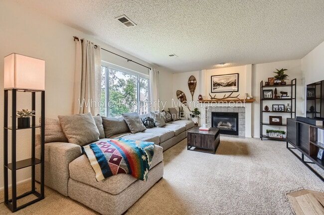 Building Photo - 9948 Deer Creek Ln