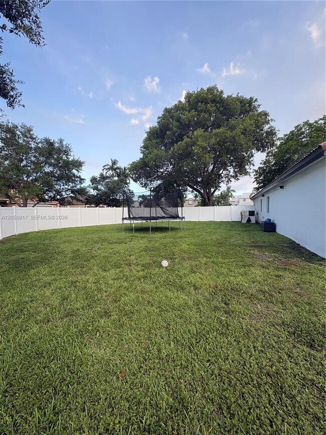 Building Photo - 1970 NW 178th Terrace