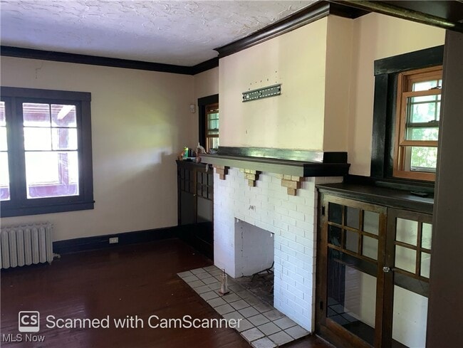 Building Photo - 280 Fairgreen Ave