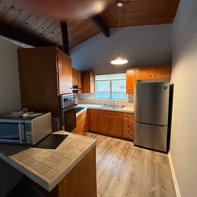 Building Photo - Nice 3 bedroom 1 Bath Home in beautiful Santee