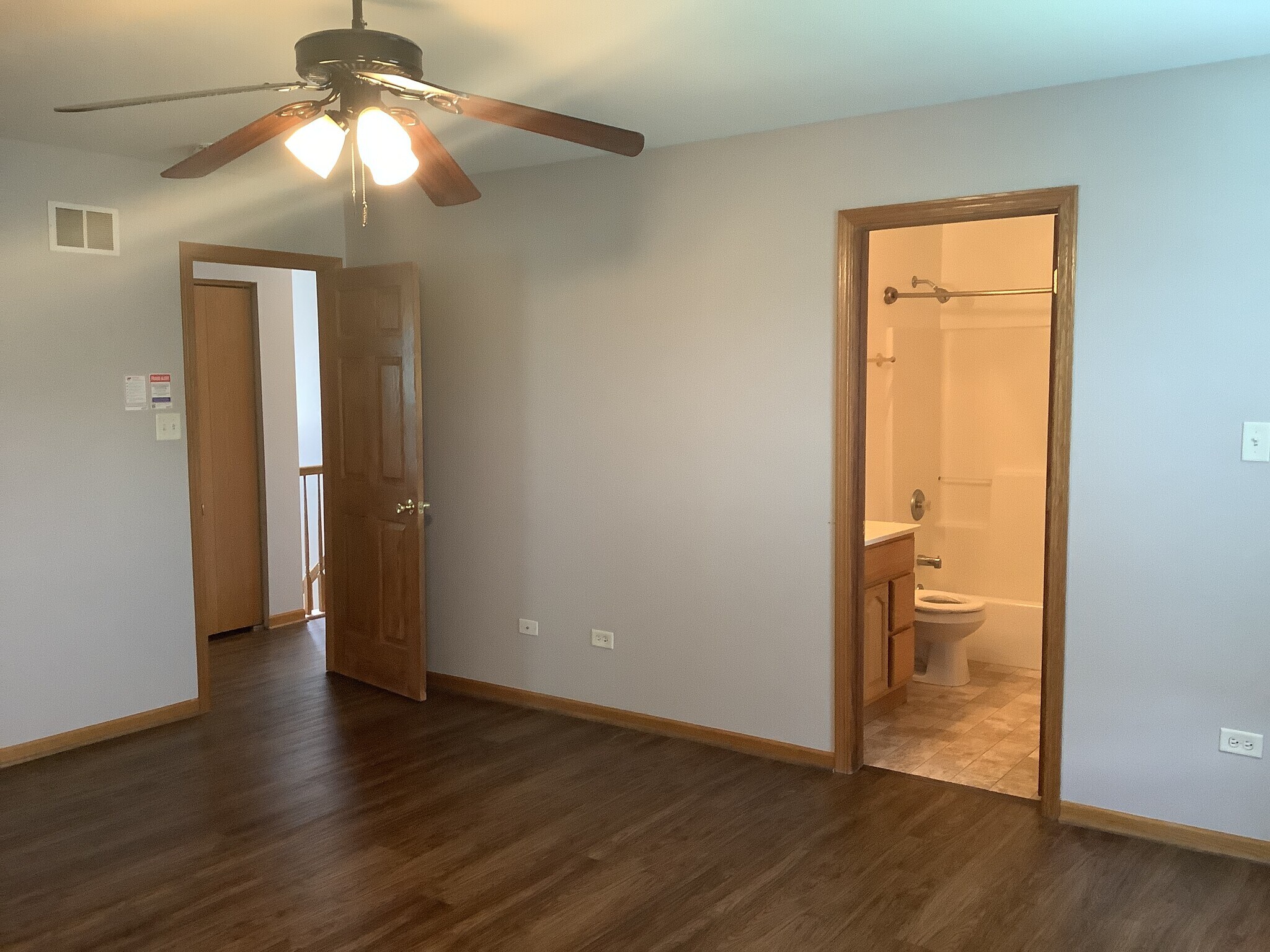 Building Photo - 5209 Sunmeadow Dr