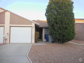 Building Photo - 3210 Isla Bahia Way