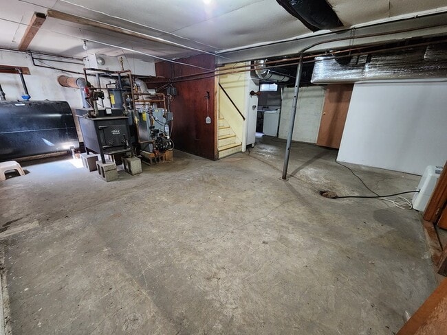 Building Photo - 7522 Utegg Rd