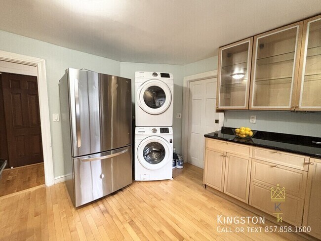 Building Photo - 9 Reservoir Rd