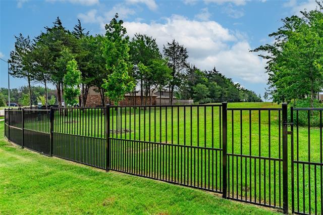 Building Photo - 238 Woodlands Blvd