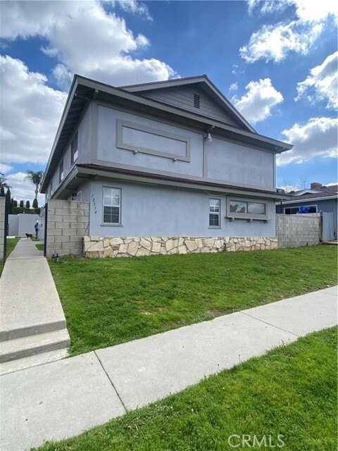 Building Photo - 12314 Breezewood Dr