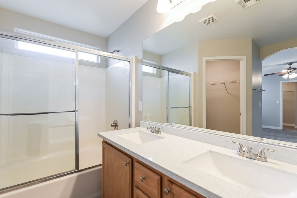 Building Photo - 10931 Colour Magic St