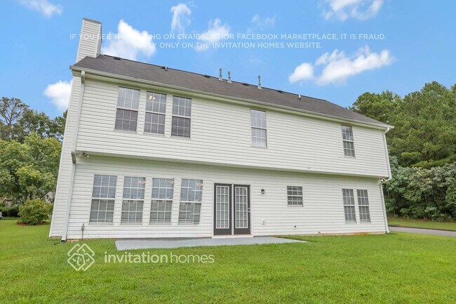 Building Photo - 5749 Cove Ln