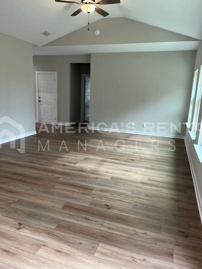 Building Photo - Home for Rent in Bay Minette, AL!! View with 48 Hours Notice!