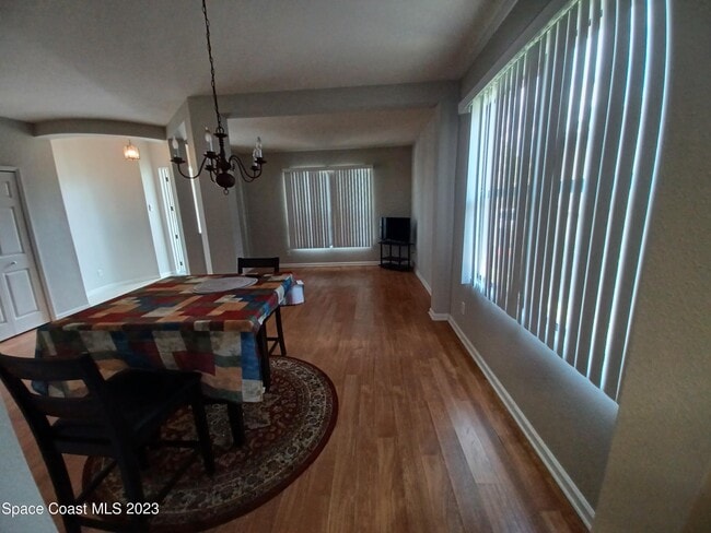 Building Photo - 402 Breckenridge Cir SE