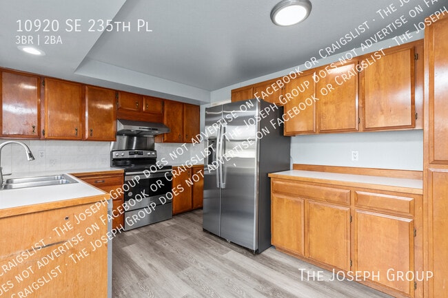 Building Photo - 10920 SE 235th Pl