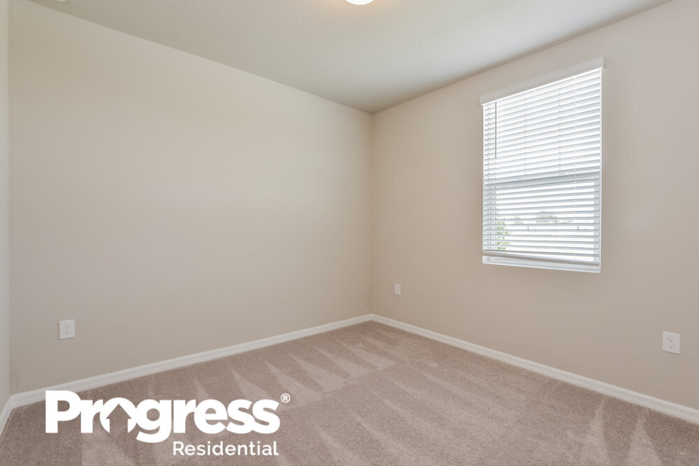 Building Photo - 1026 Oak Vly Dr