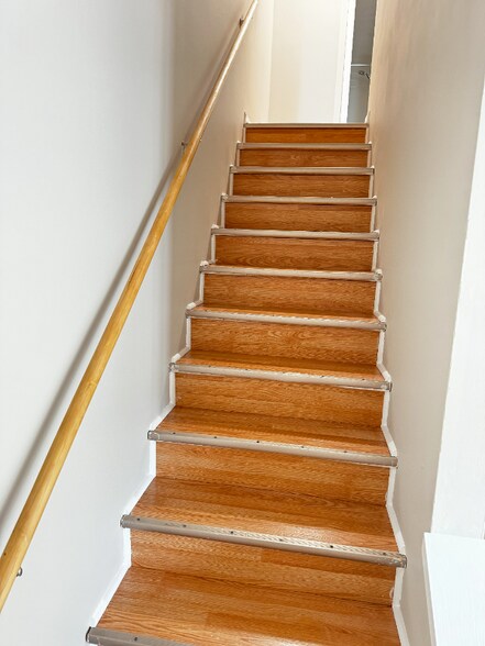 Building Photo - 5012 Top Cat Ct