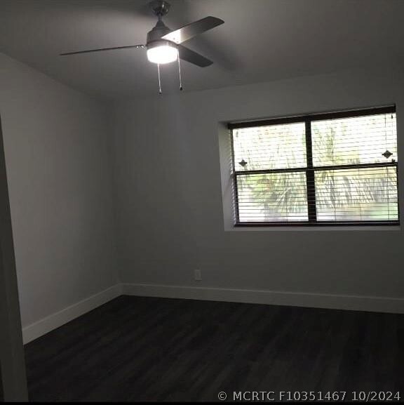 Building Photo - 3343 Carambola Cir S
