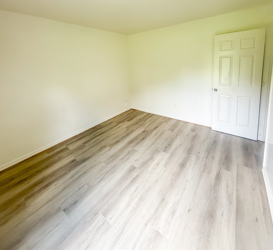 Building Photo - 520 Lancaster Creek Dr
