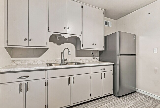 Building Photo - 7713 Veracruz Ave