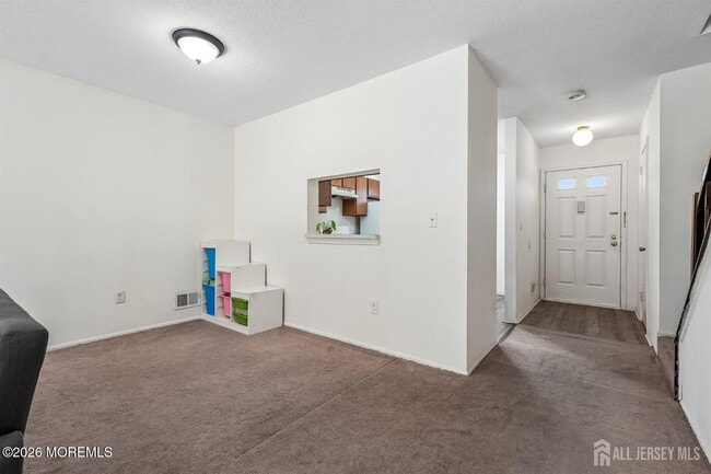 Building Photo - 289 Bromley Pl