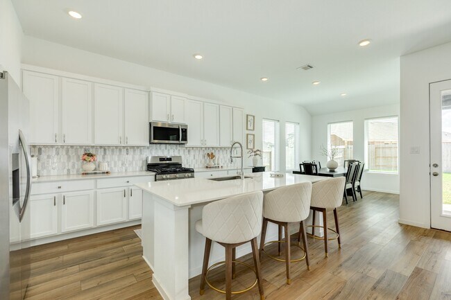 Building Photo - 2618 Jasper Oaks Dr