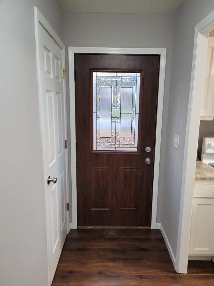 Building Photo - 1100 Riverton Dr