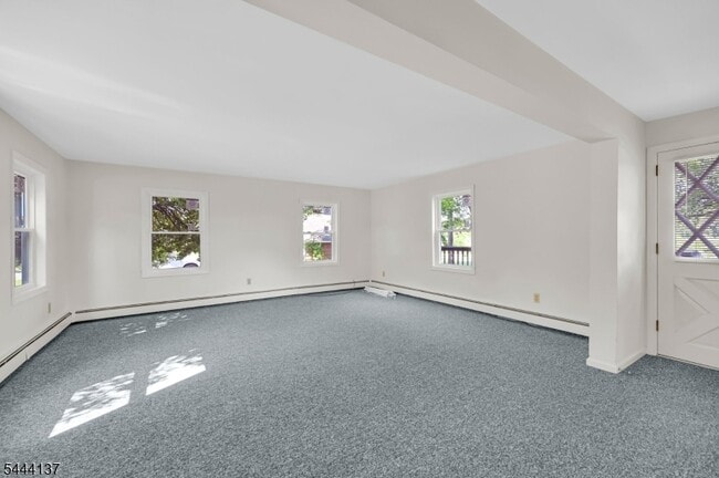 Building Photo - 425 Powerville Rd