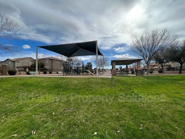 Building Photo - 20279 E Sonoqui Blvd