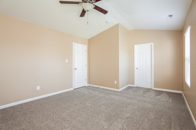 Building Photo - 2243 Brandybuck Ln