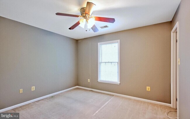 Building Photo - 18414 Garner Ln