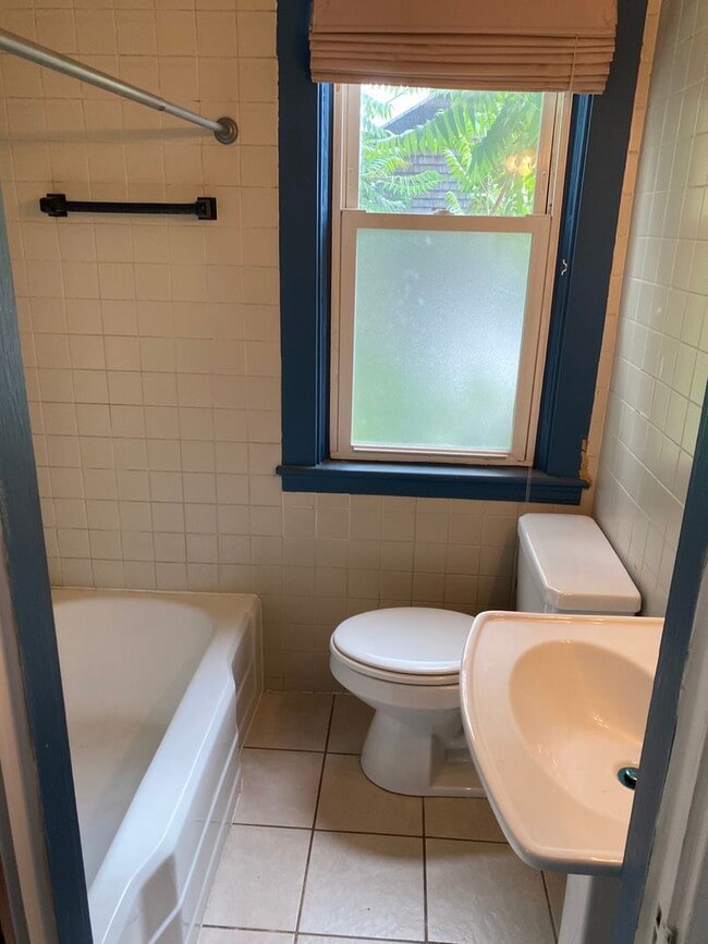 Building Photo - Beautiful 3 bedroom home in Bridgeville av...