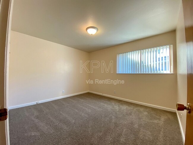 Building Photo - 7714 Brentwood Dr