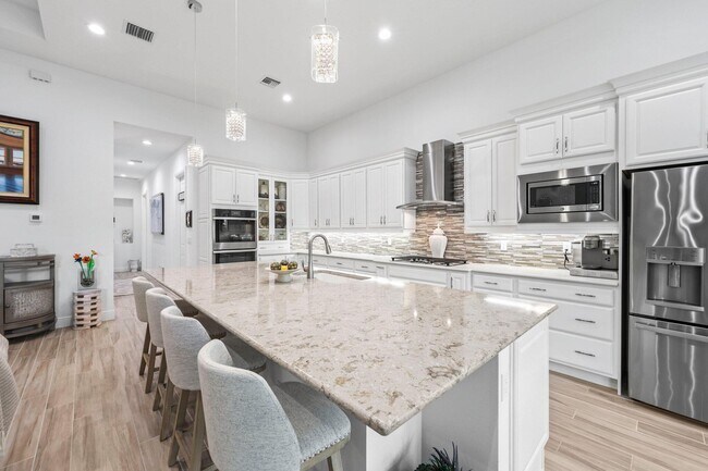 Building Photo - 9368 Cantal Cir E
