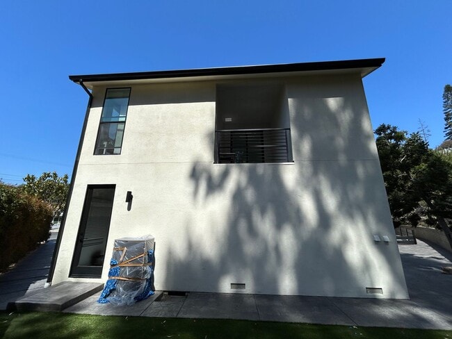 Building Photo - Newly Built 4 bedroom house!