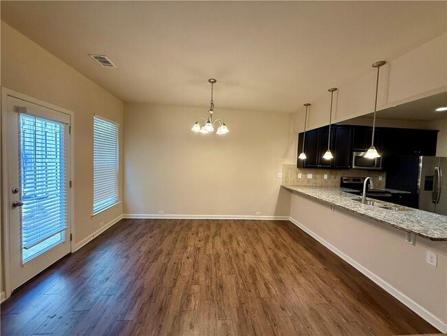 Building Photo - 1518 Brookmere Way