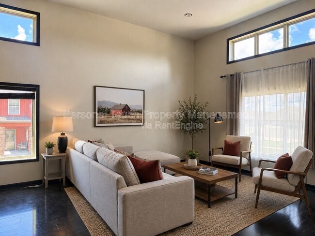 Building Photo - 4106 Clubhouse Dr S
