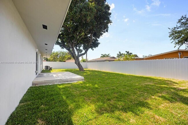 Building Photo - 4001 NW 187th Terrace