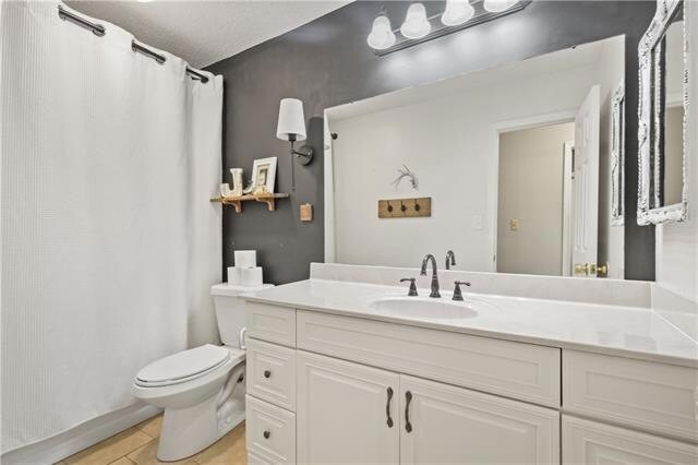 Building Photo - 105 N Kings Ct
