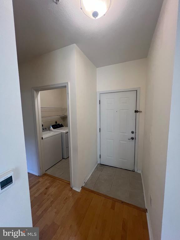 Building Photo - 1550 Spring Gate Dr.