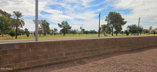 Building Photo - 9222 N 35th Ave