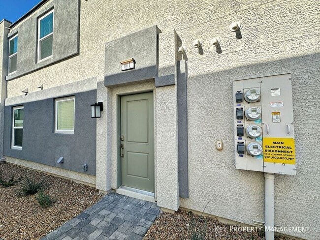 Building Photo - 4241 Vivenda St