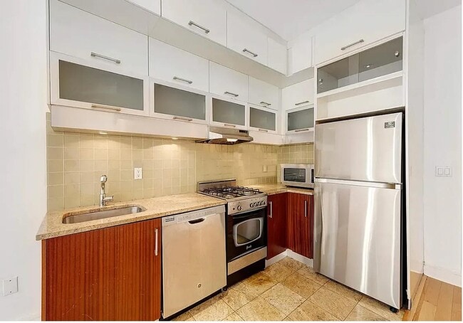 Building Photo - 41-26 27th St