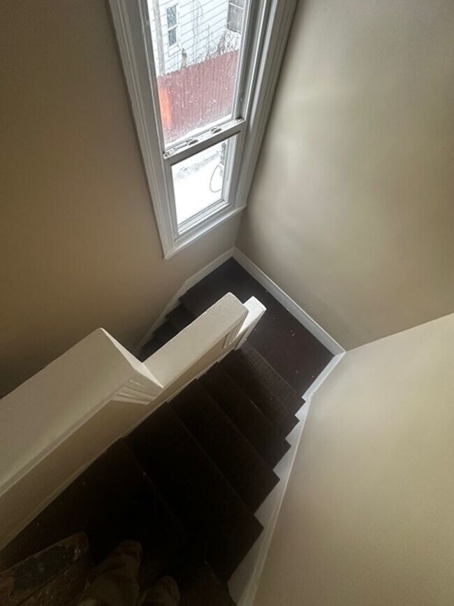 Building Photo - 8 Morgan St