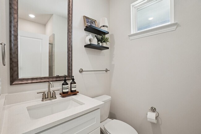 Building Photo - 11422 Chepstow Crescent Ct