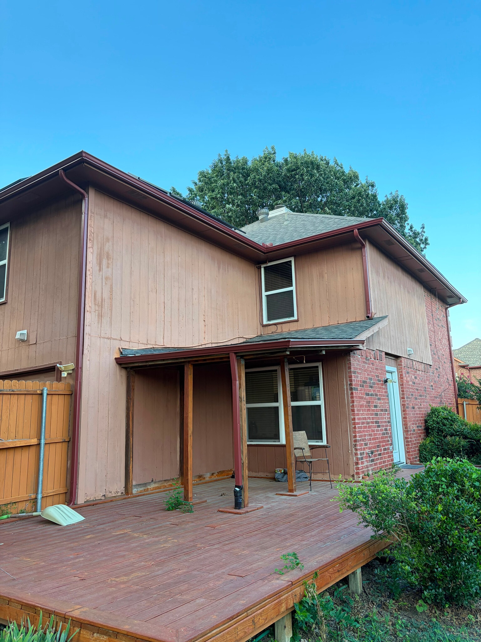 Building Photo - Room in House on Bandera St