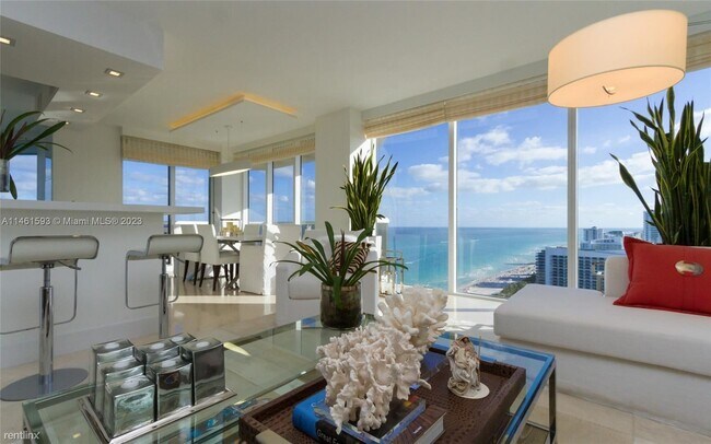 Building Photo - 3 br, 3 bath Condo - 4775 Collins Ave Apt ...