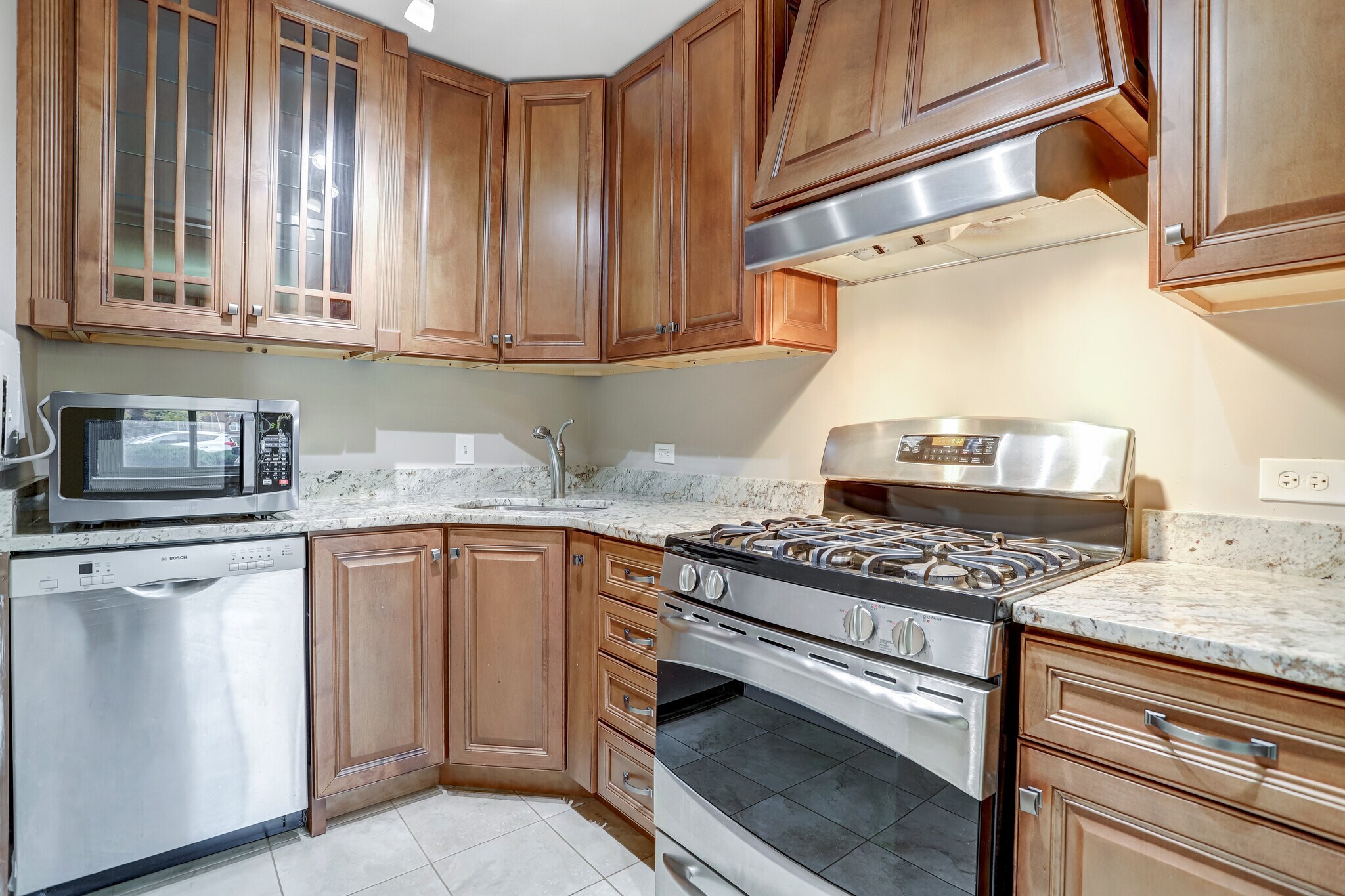 Remodeled kitchen - 3000 Spout Run Pkwy