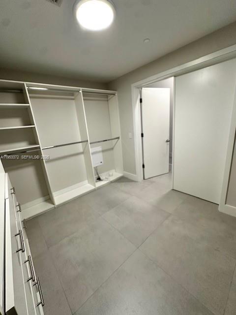 Building Photo - 16385 Biscayne Blvd