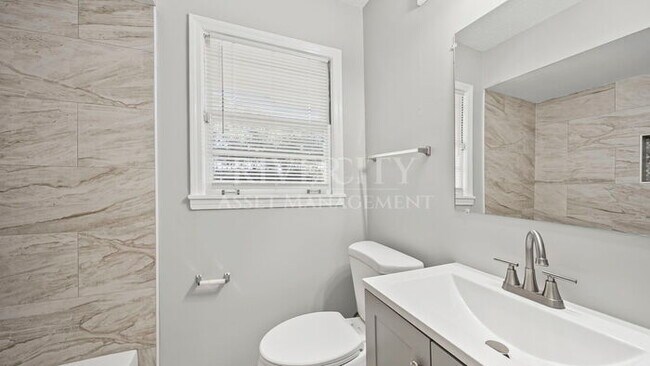 Building Photo - Stunning, Move-In Ready Home in Whitehaven! Section 8 Welcomed !!!