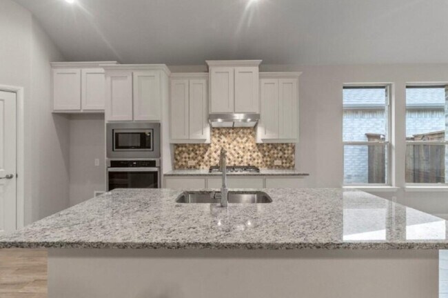 Building Photo - 4804 Dewy Rose Lane, Fort Worth, Texas 76131