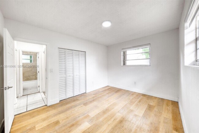 Building Photo - 1535 NW 53rd St